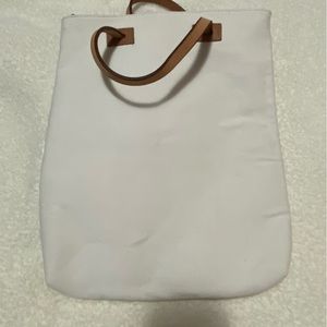 Nessa Carryall bag by Elizabeth Hales